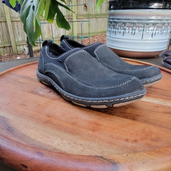 These b.ø.c. (Born Concept) slip-ons 7.5 - Picture 4 of 8